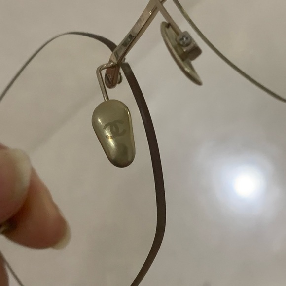 Chanel SQUARE BLUE LIGHT Titanium GLASSES
Titanium - Picture 14 of 15